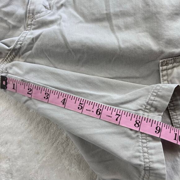 Wrangler Men’s cargo shorts size 32x9 khaki - Picture 7 of 8